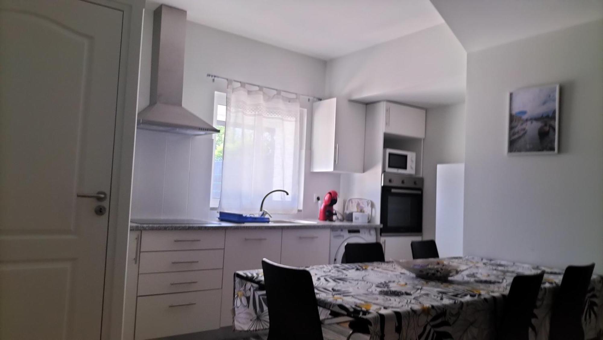 Villa Casa, T3 Porto-Aveiro Carregosa Esterno foto